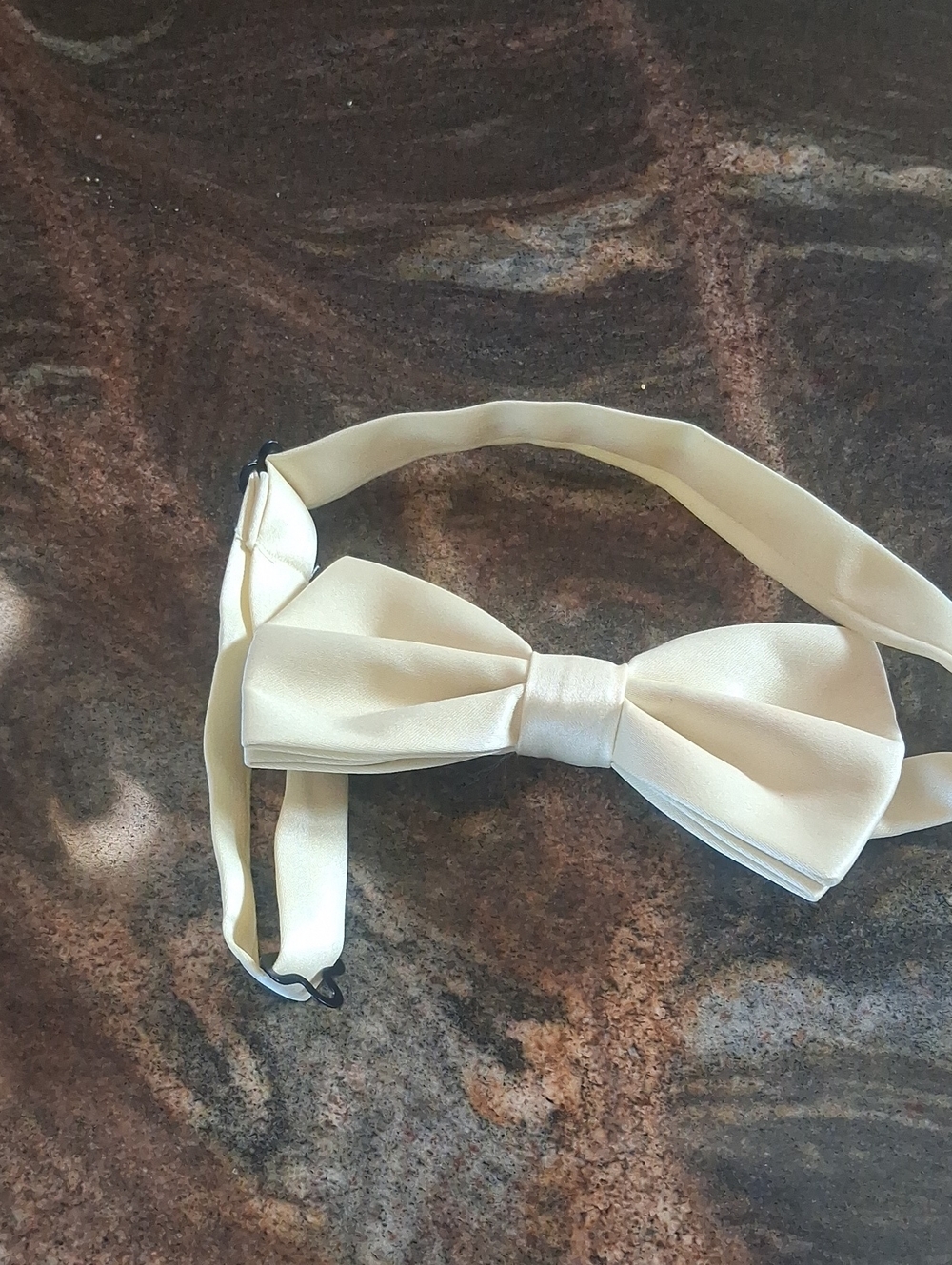 Classic Pale Yellow Satin Bow Tie